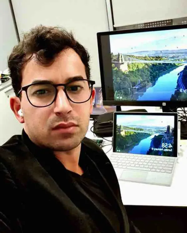 Hichem Boulghens